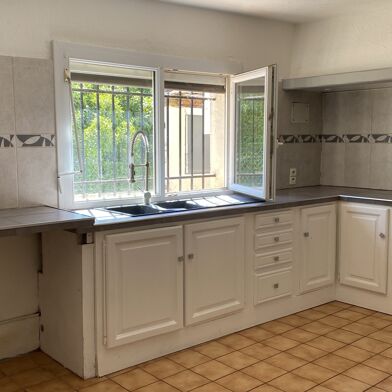 Appartement 5 pièces 230000 €