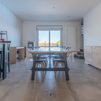 Maison 6 pièces 305000 €