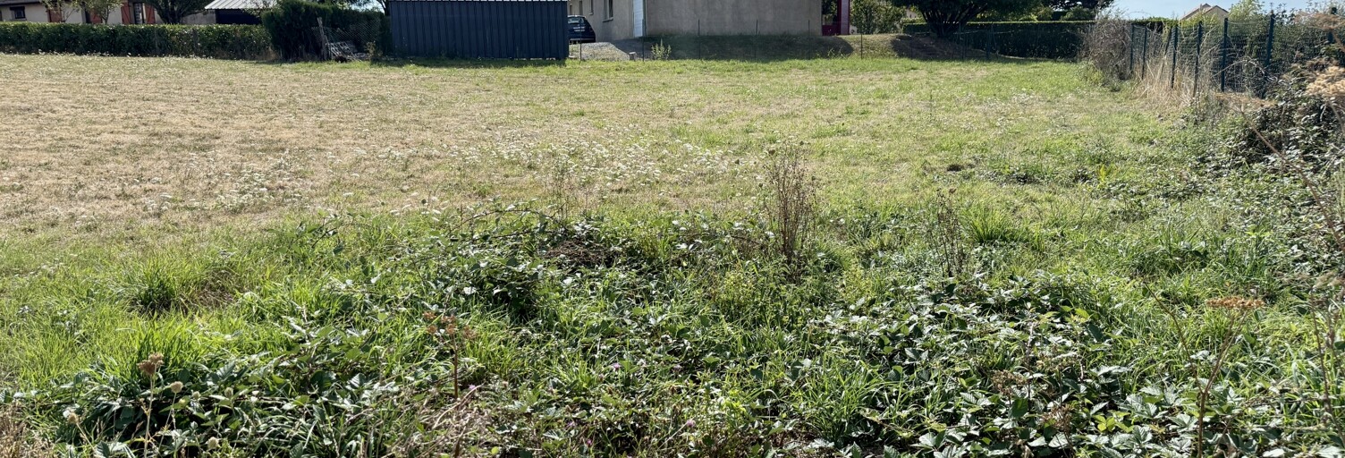 Terrain  659 m² à vendre à Neuvy-Grandchamp (71130)