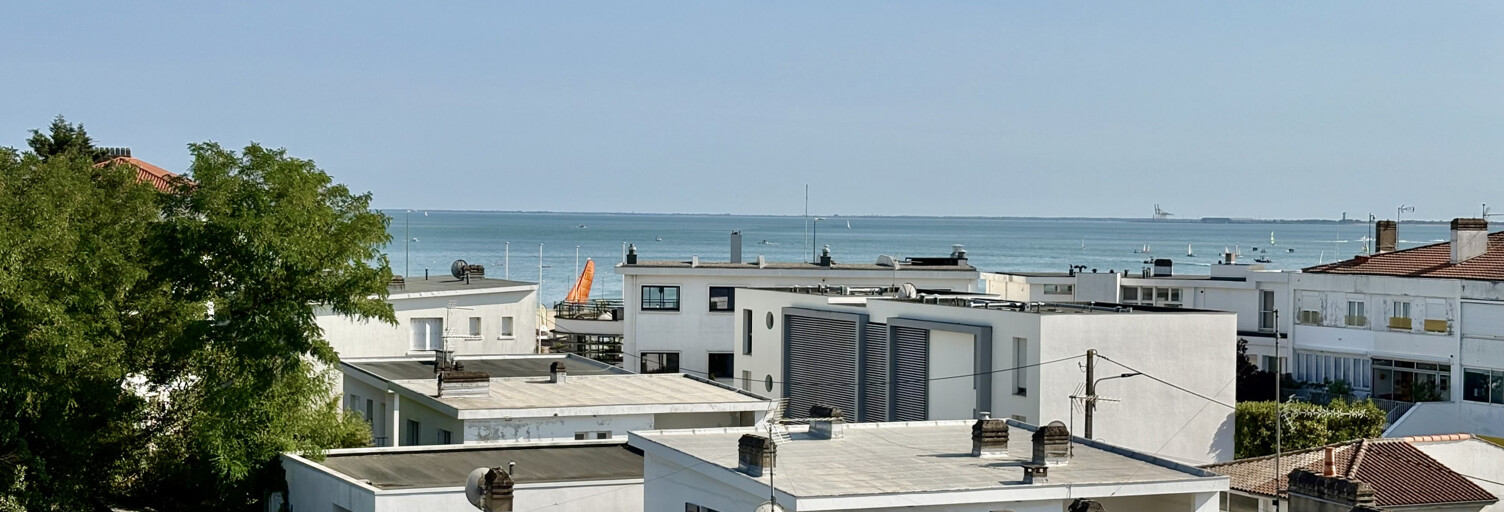 Immeuble  200 m² à vendre à Royan (17200)