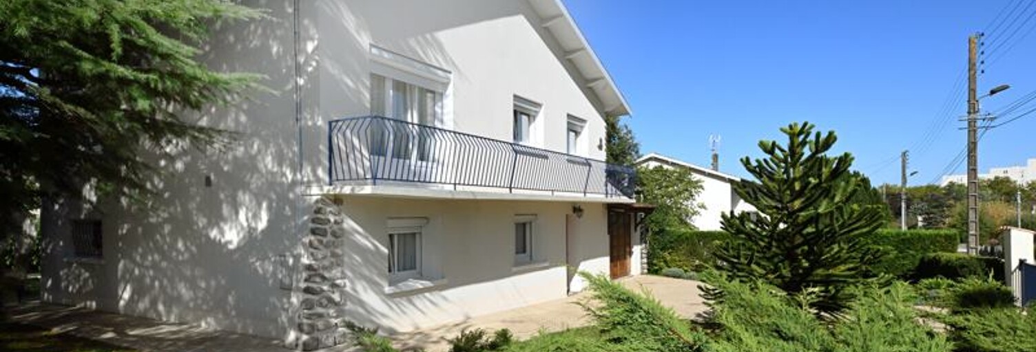 Maison 5 Pièces 155 m² à vendre à Angoulême (16000)