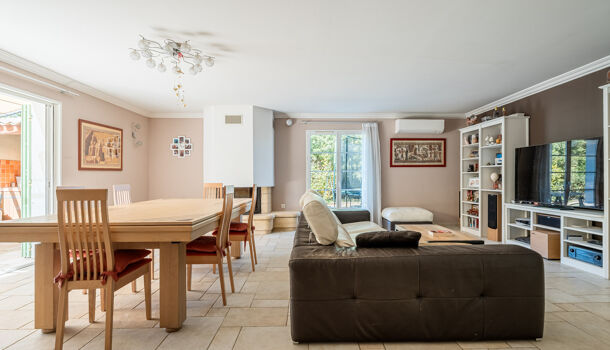 Villa / Maison 5 pièces  à vendre Aubagne 13400