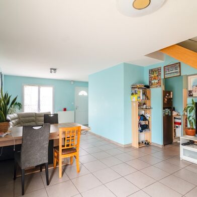 Maison 5 pièces 324900 €