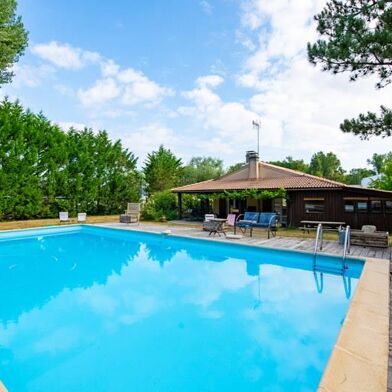 Maison 6 pièces 448232 €