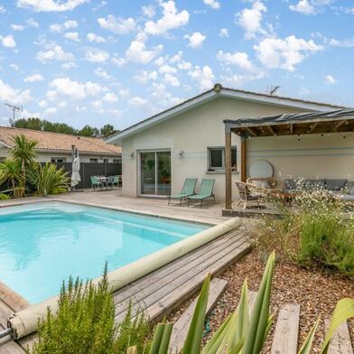 Maison 5 pièces 549928 €