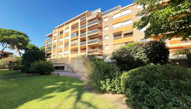 Appartement 2 pièces  à vendre Hyères 83400
