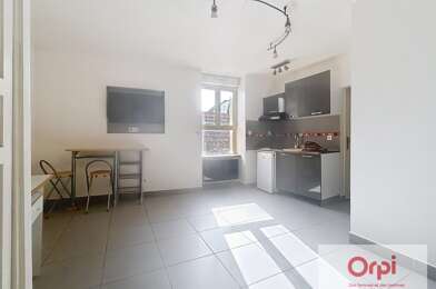 Appartement 1 pièces 320 €