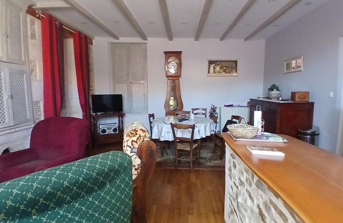 Fermette avec dépendances — photo 3