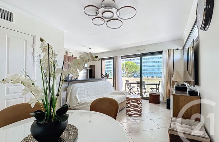 Vente appartement 2 pièces 45 m² Villeneuve-Loubet (06270) — photo 2