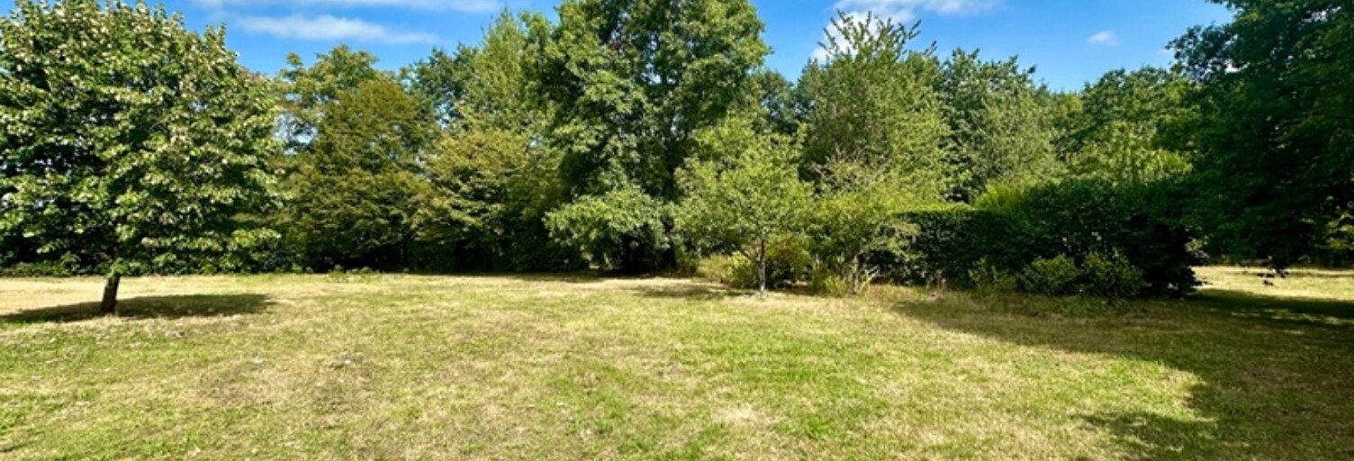 Terrain  1259 m² à vendre à Montaigu-Vendée (85600)