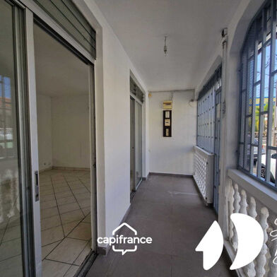 Maison 3 pièces 800 €