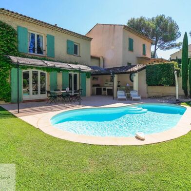 Maison 4 pièces 598000 €