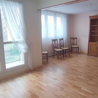 Appartement 4 pièces 81000 €