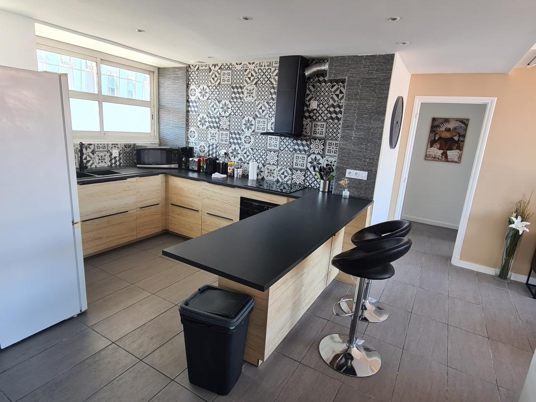 Appartement type 3 meublé - en plein coeur du centre ville de TOULON