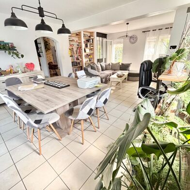 Maison 5 pièces 348400 €