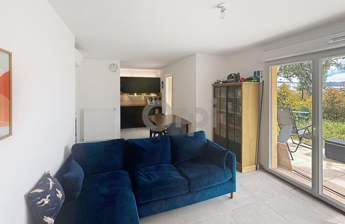 À vendre - Appartement T3 récent avec jardin privatif et piscine – Le Muy (83) — photo 3