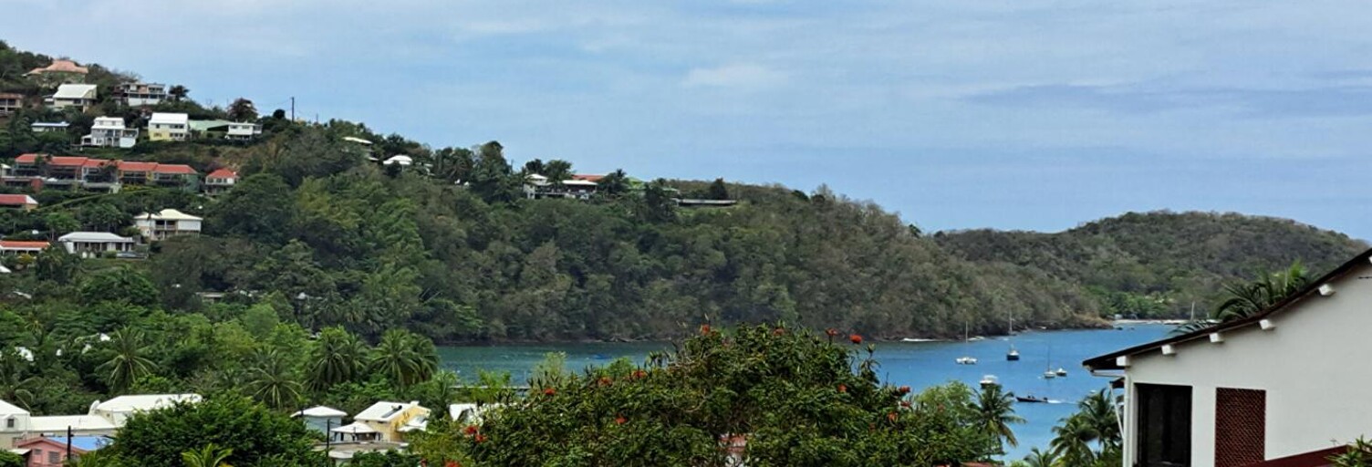 Immeuble  612 m² à vendre à Les Trois-Îlets (97229)