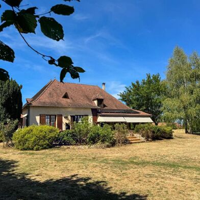 Maison 12 pièces 420000 €