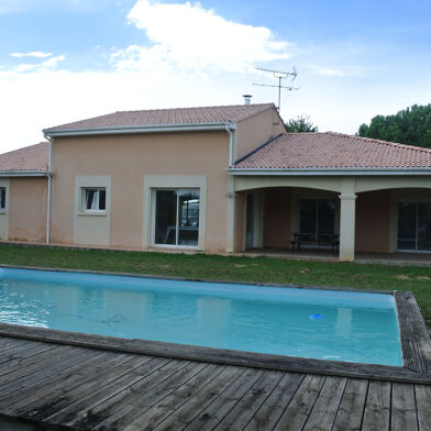 Maison 4 pièces 245000 €