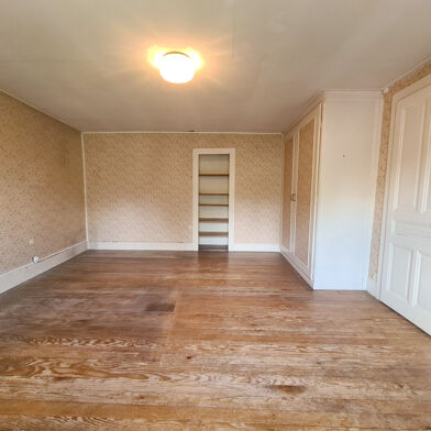 Maison 8 pièces 76500 €