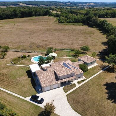 Maison 6 pièces 499000 €