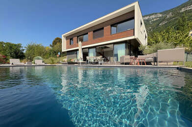 Maison 6 pièces 990000 €