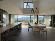 AIX LES BAINS- MERY Villa d'architecte de 186 m2 avec piscine à débordement — photo 2
