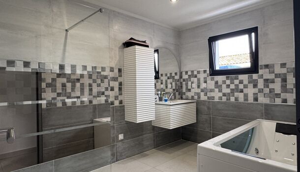 Villa / Maison 5 pièces  à vendre Saint-Lattier 38840