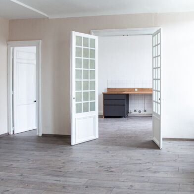 Appartement 3 pièces 750 €