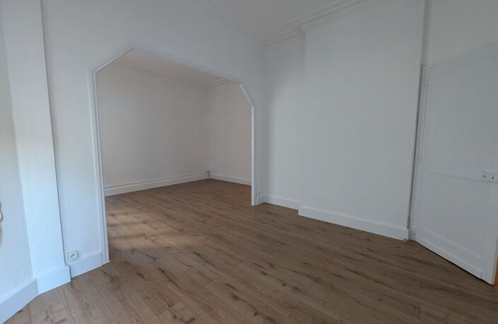 A VENDRE - BEZIERS CENTRE VILLE - APPARTEMENT T3 DE 72 M2 — photo 4