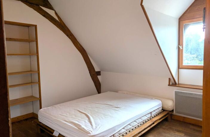 Vente maison 5 pièces 127 m² Sainte-Catherine-de-Fierbois (37800) — photo 4