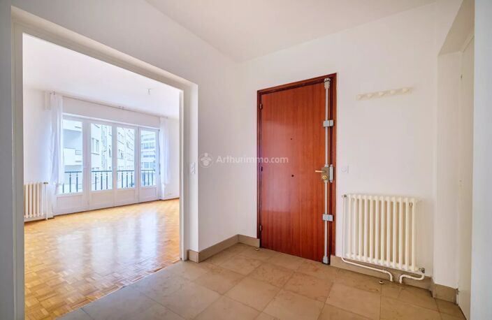 A louer – Très beau T3 bis de 81 m² – Lyon 6ème — photo 4