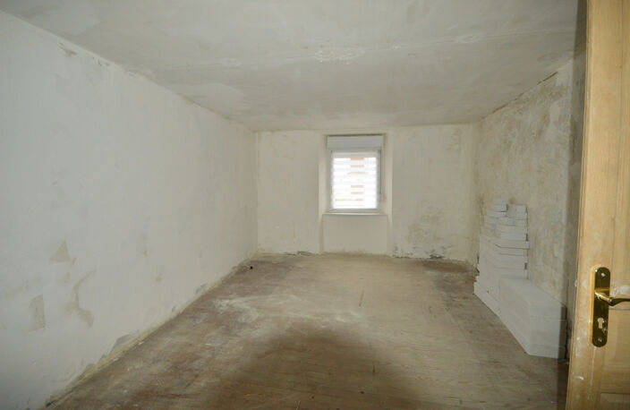 Maison de village avec grange — photo 3