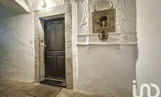 Immeuble  274 m² à vendre à Taninges (74440)