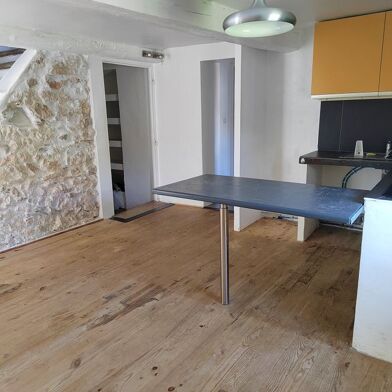 Appartement 3 pièces 645 €