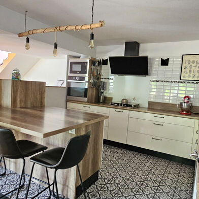 Maison 6 pièces 390500 €