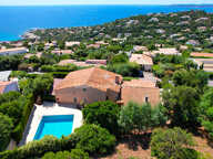VILLA VUE MER PANORAMIQUE 5 CHAMBRES PISCINE GRAND SOUS SOL DOUBLE GARAGE — photo 2
