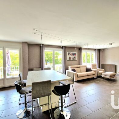 Appartement 5 pièces 170000 €