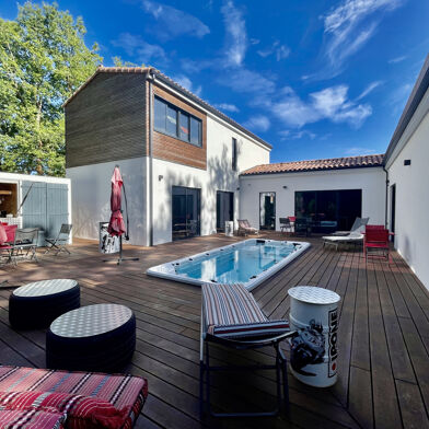 Maison 6 pièces 899900 €