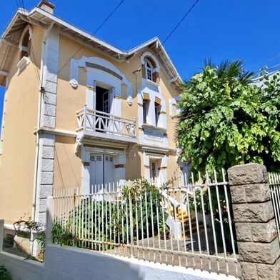 Maison 9 pièces 597000 €