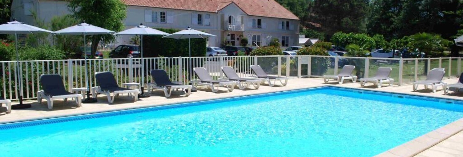 Commerce  1000 m² à vendre à Eugénie-les-Bains (40320)