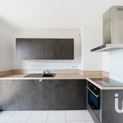 Appartement 3 pièces 231000 €