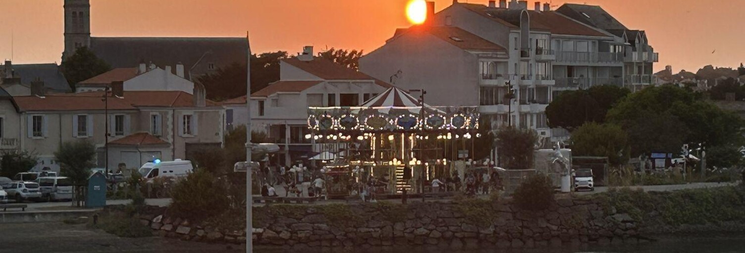 Commerce  196 m² à vendre à Saint-Gilles-Croix-de-Vie (85800)