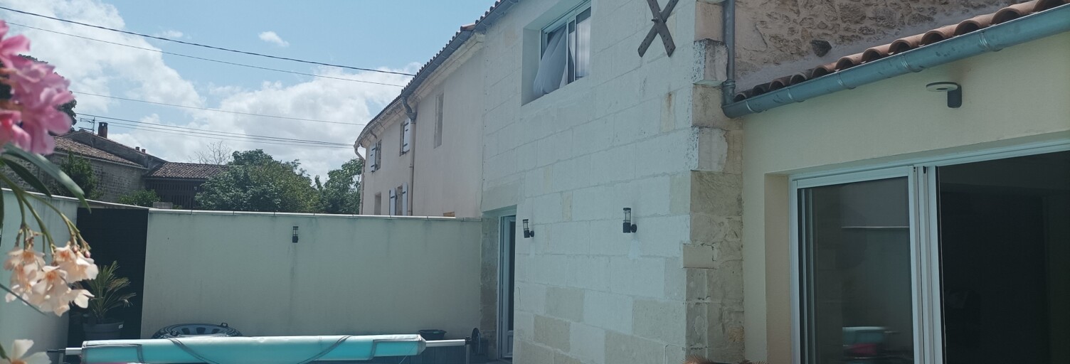 Maison 9 Pièces 265 m² à vendre à Saint-Porchaire (17250)