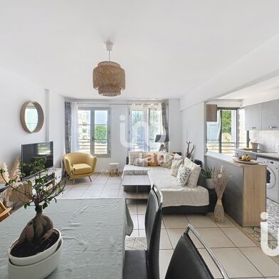 Appartement 3 pièces 210000 €