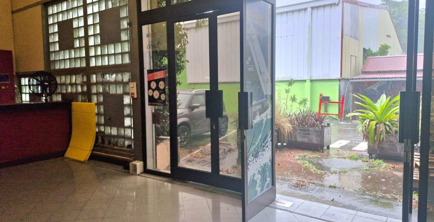 Vente Murs commerciaux 642 m&sup2; — photo 1