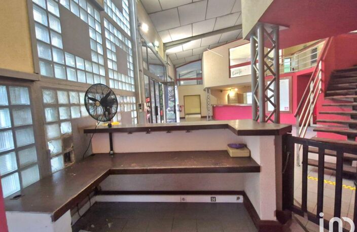 Vente Murs commerciaux 642 m&sup2; — photo 2