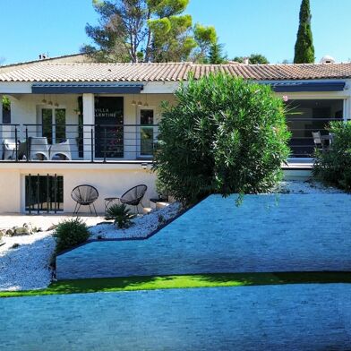 Maison 5 pièces 896000 €