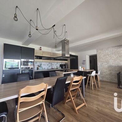 Maison 8 pièces 375000 €