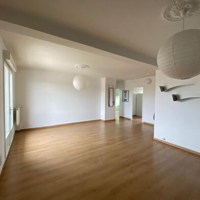 Appartement 4 pièces 798 €